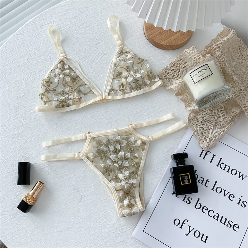 Women Ultra Thin Bra and Brief Sets Seamless Underwear Backless Vest Sexy Bralette Lingerie Female Lace Bra and Panties