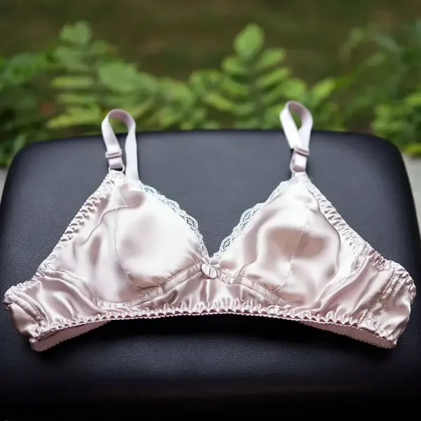Rabbit ear silk underwear anti-bump mulberry silk underwear lace thin rimless bra double-sided silk bra
